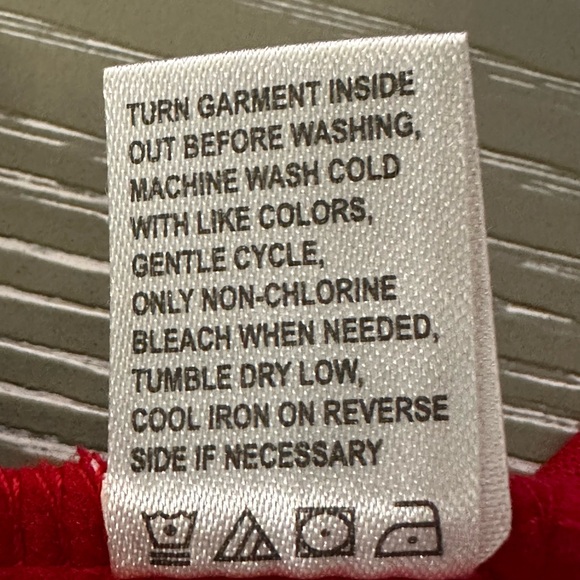 Juniors 'Santa Baby' Sweatshirt - Size Extra Large - Picture 4 of 4